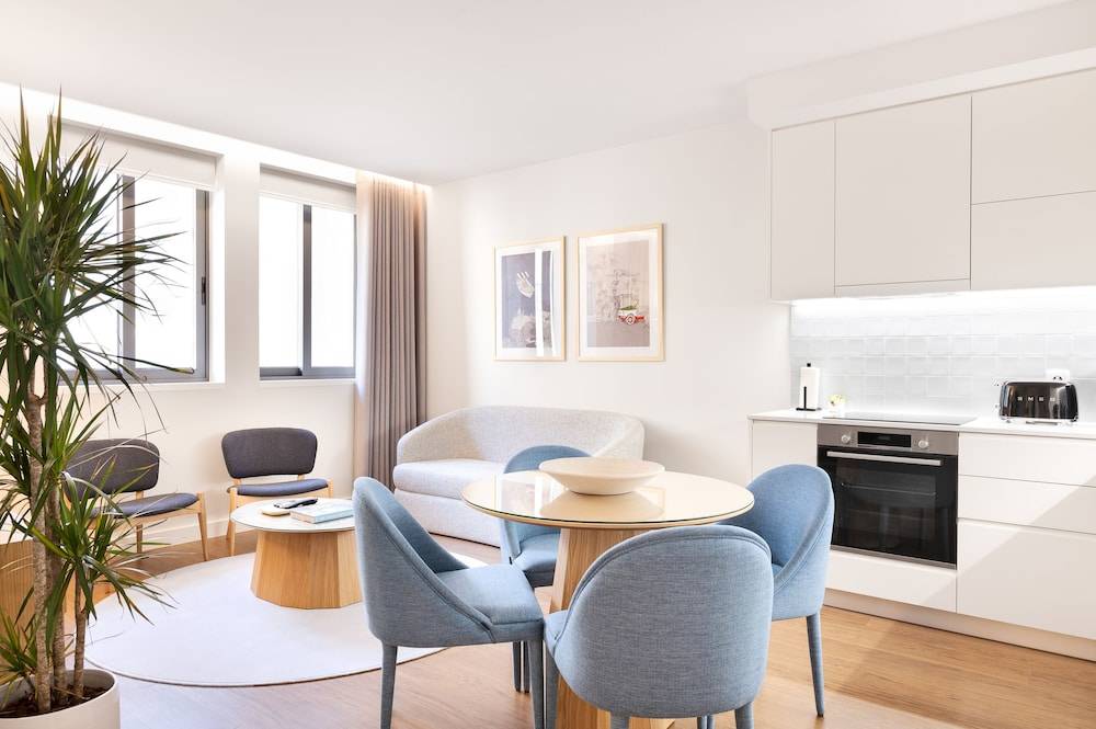 Catarina Serviced Apartments by HostWise 1