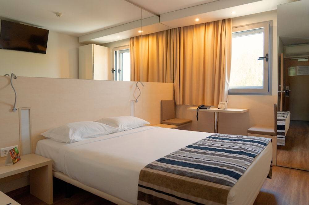 Park Hotel Porto Aeroporto 1