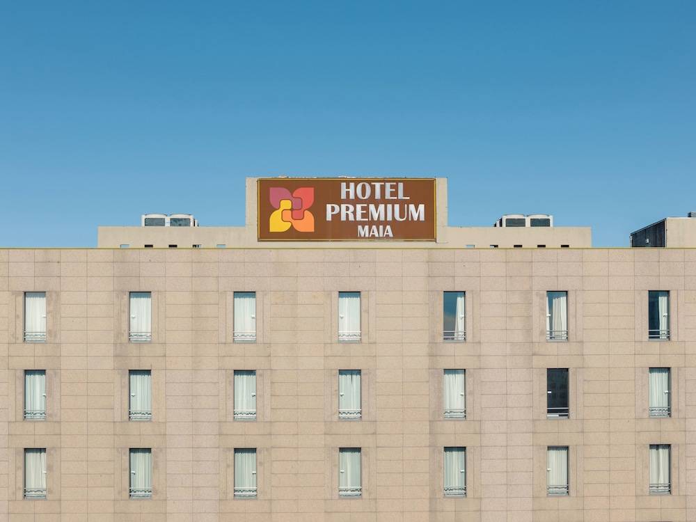 Hotel Premium Porto Maia 1