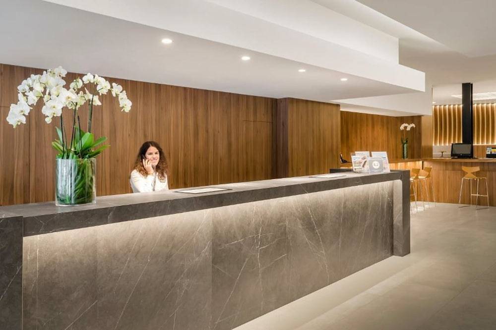 Portus Cale Hotel 2