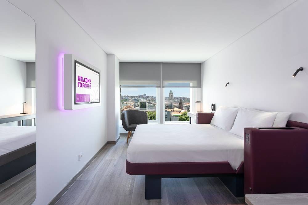 YOTEL Porto 1