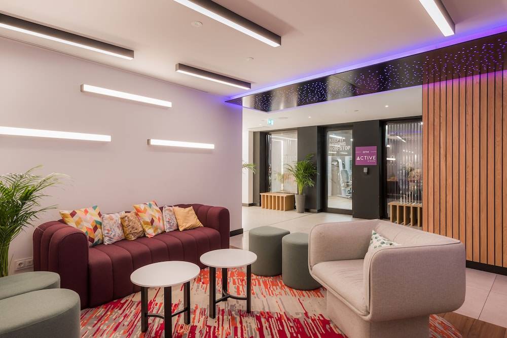 YOTEL Porto 2
