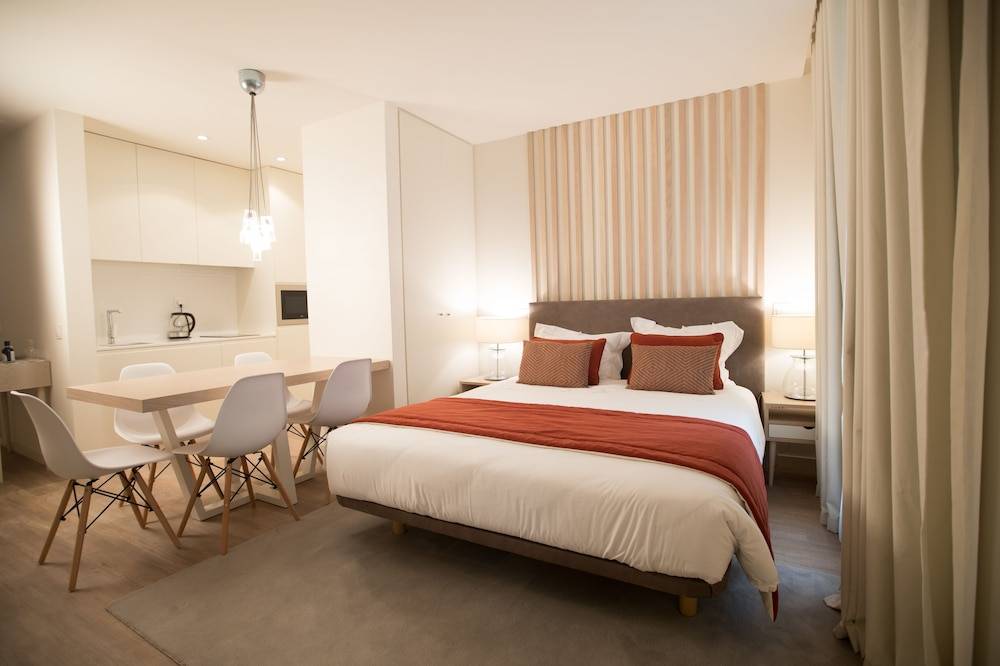 Almada Wine House - Tourism Apartments 1