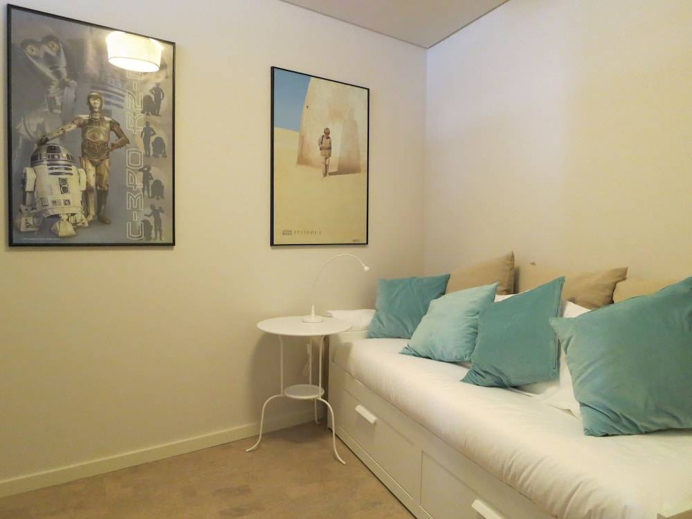 Ribeira Cinema Apartments 2