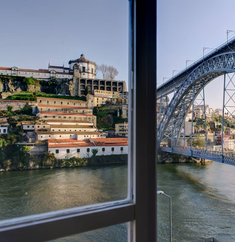 Ribeira Cinema Apartments 1