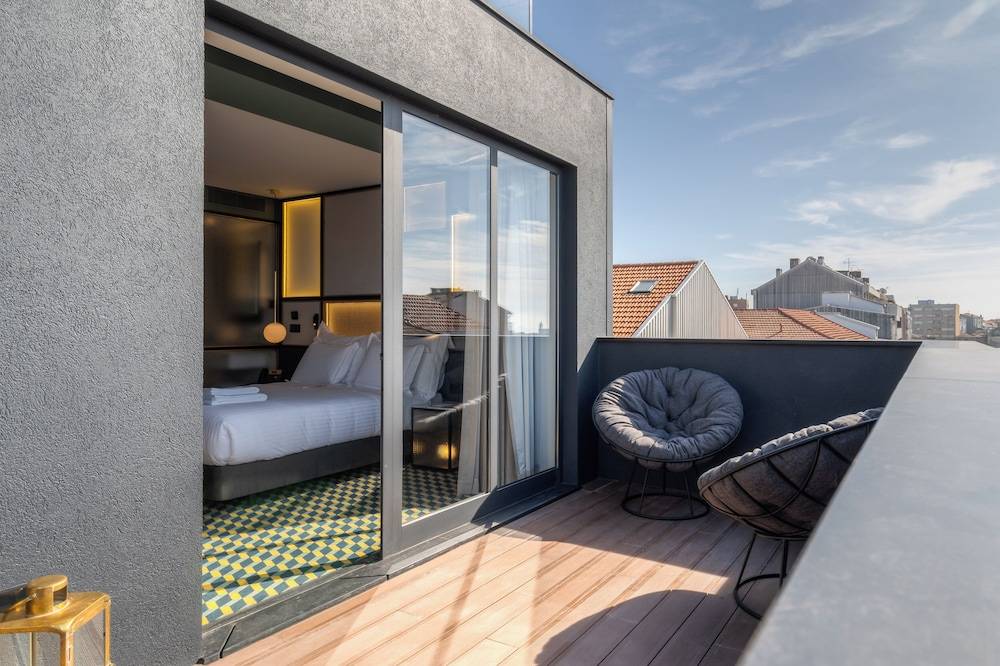 The Convo Porto Hotel & Suites 1