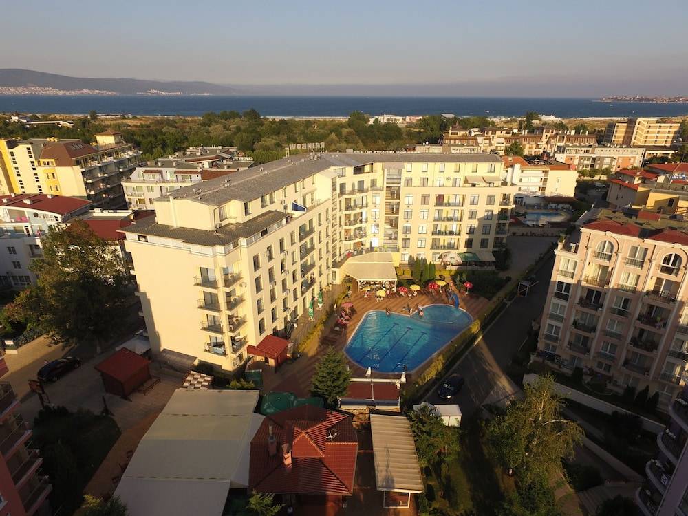 Rainbow 1 Holiday Complex 1