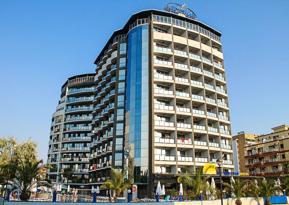 Smartline Meridian Hotel 1