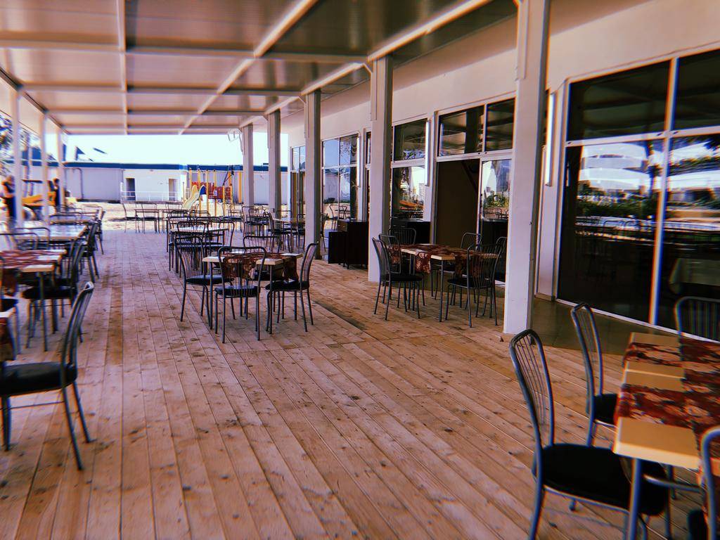 Flamingo Beach Hotel 1