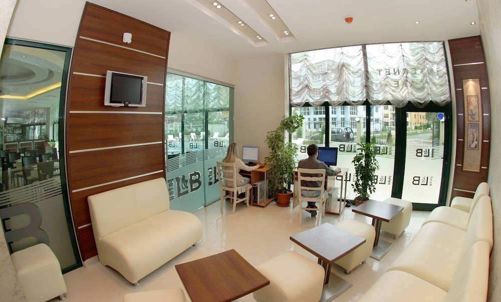 Hotel L&B- Free parking 1