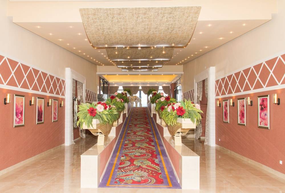 Europe Hotel & Casino All Inclusive 2
