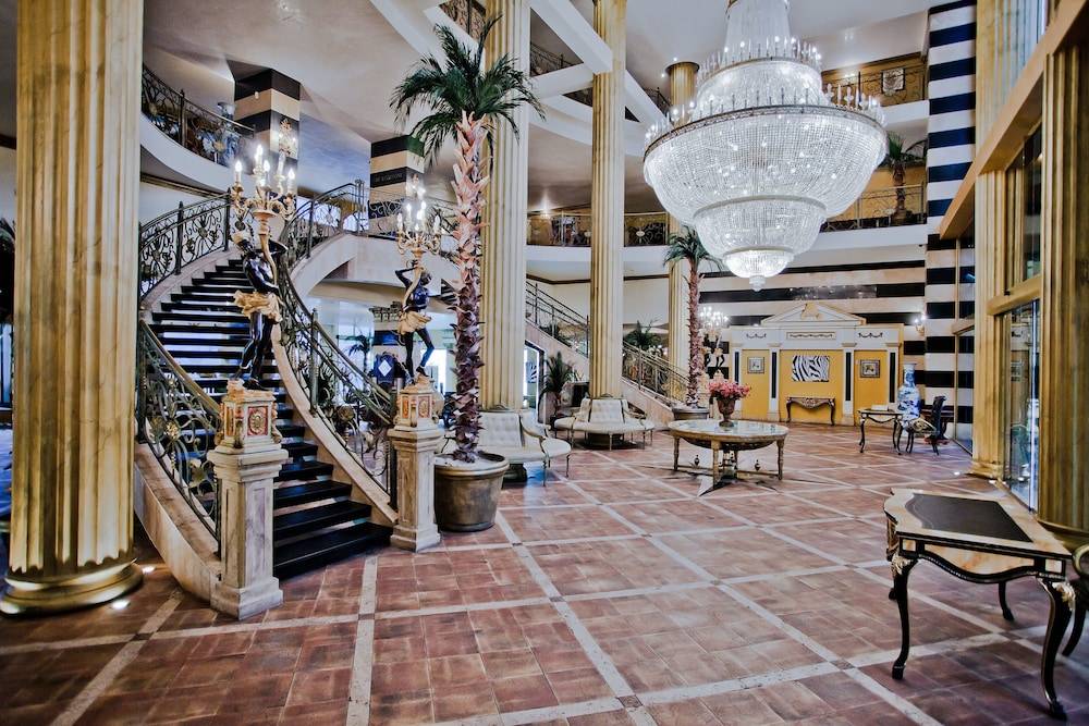 Imperial Palace Hotel 2