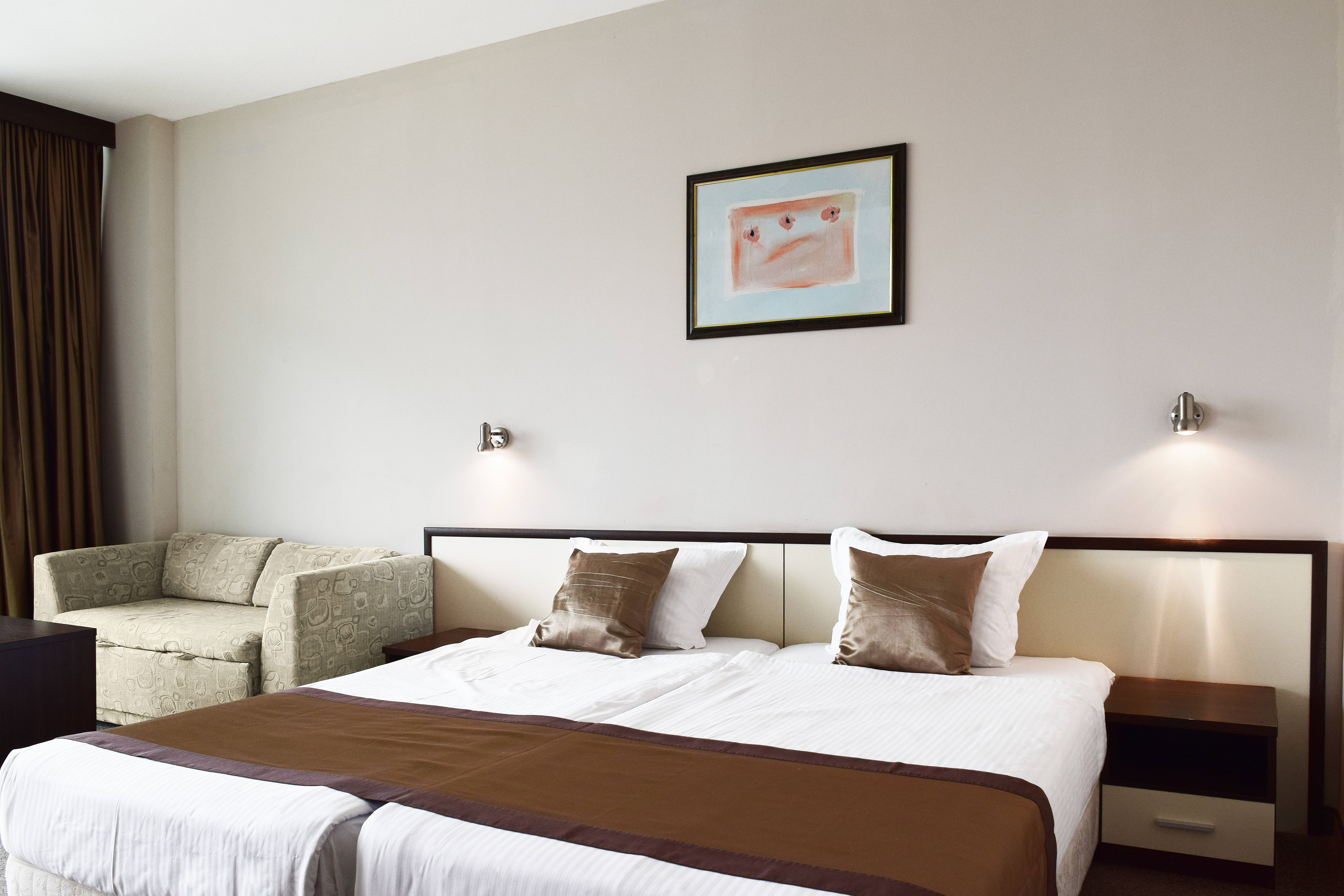 Hotel MARVEL - FULLY RENOVATED FREE Beach Access 1