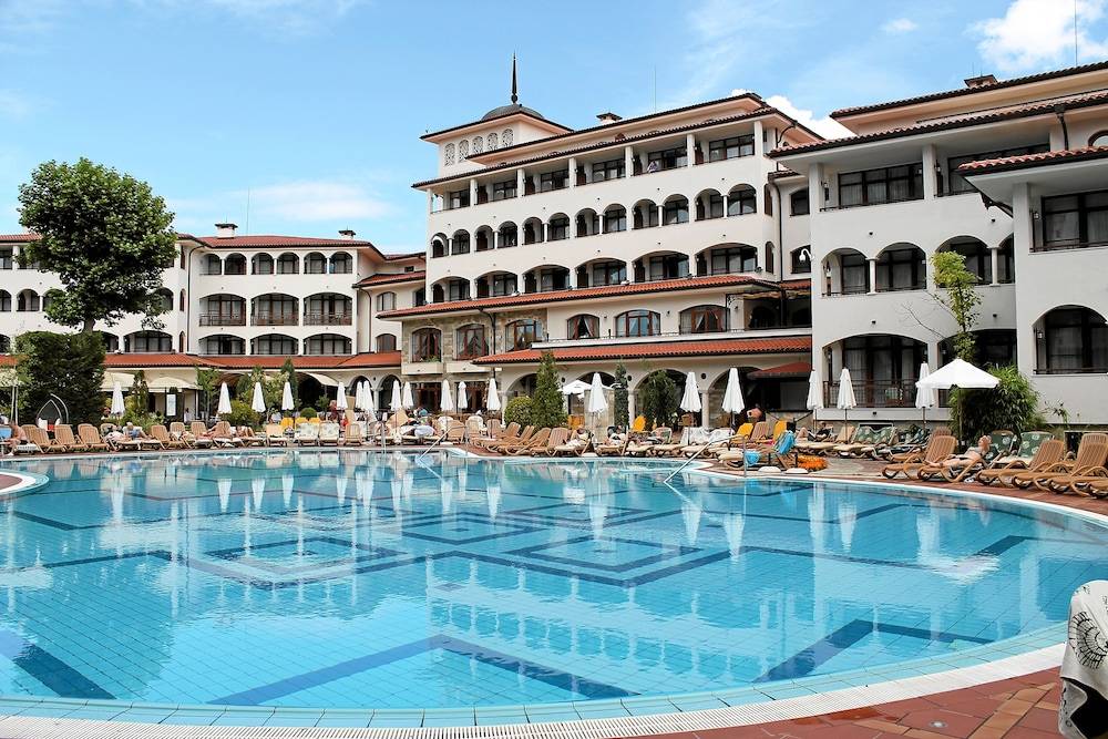 Helena Park - Ultra All Inclusive 1