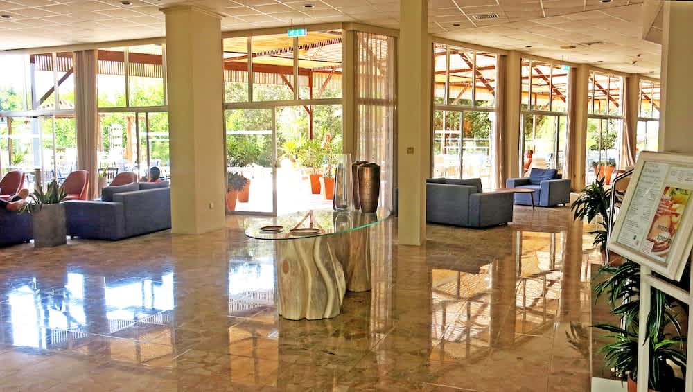 Marina Hotel 2