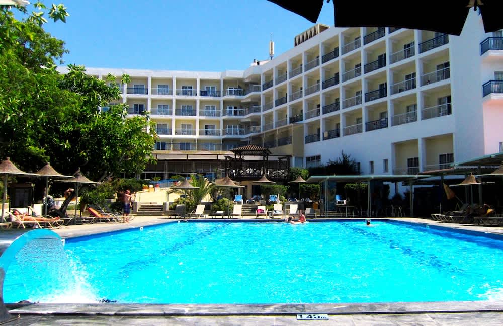 Marina Hotel 1