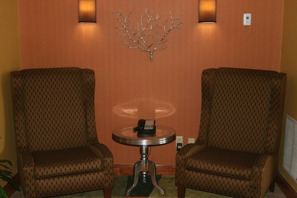 Holiday Inn Express & Suites CHATTANOOGA-LOOKOUT MTN by IHG 2