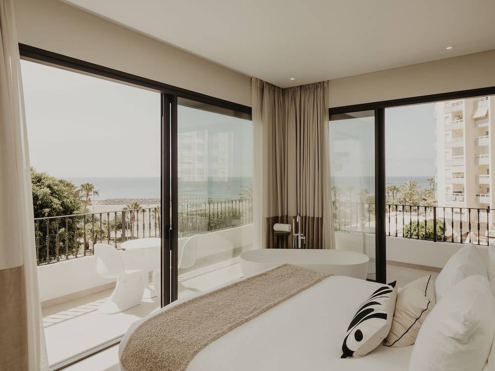 Silken Comfy Studios Hotel 1