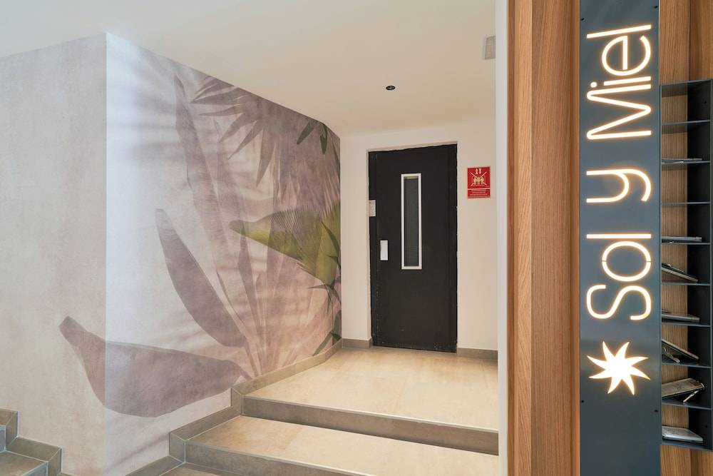 Hostal Sol y Miel 1