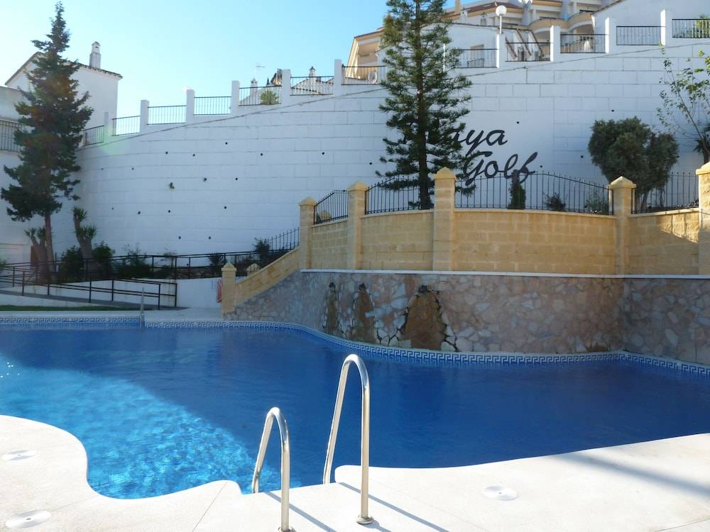 Playa Golf Apartamentos con Piscina 1
