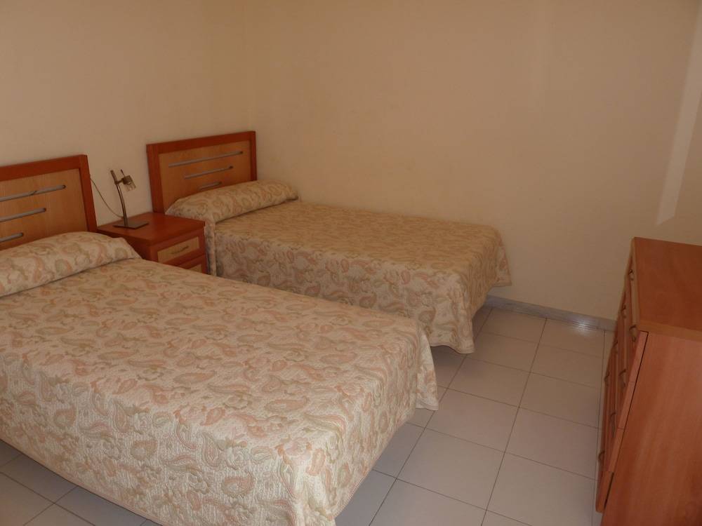 Playa Golf Apartamentos con Piscina 2