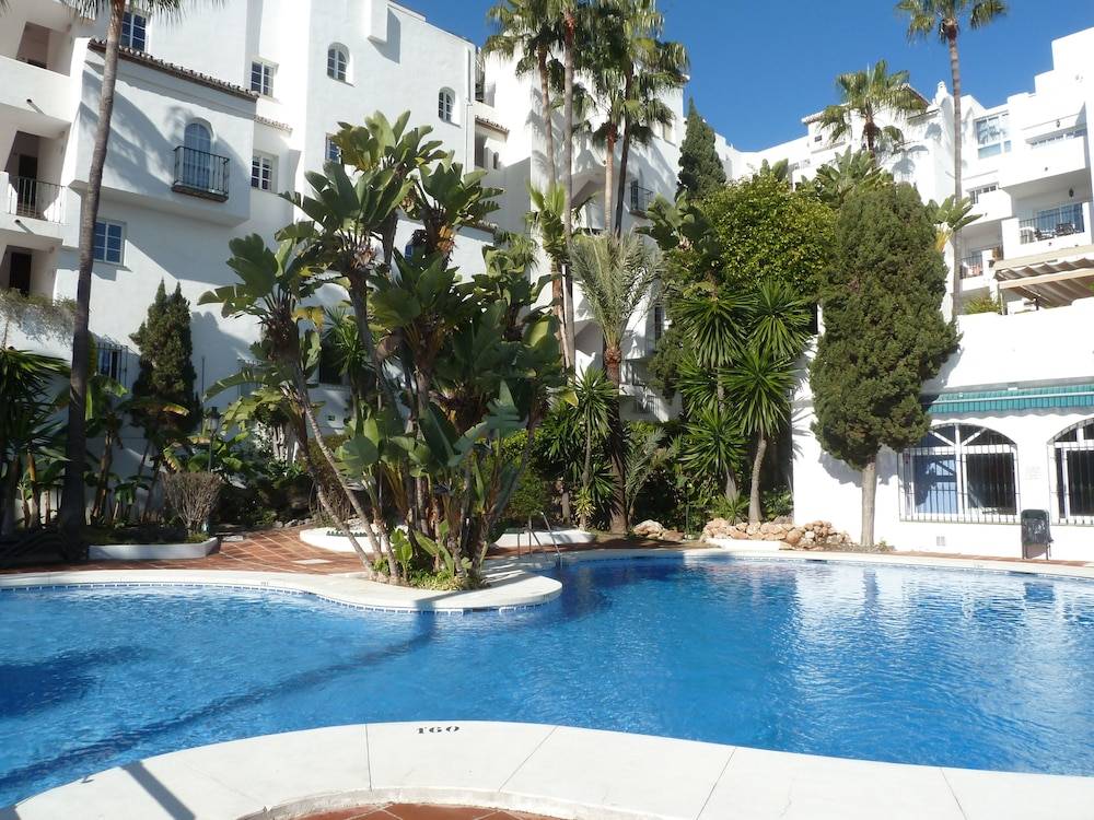 Pueblo Quinta Apartments Beach Pool and Terrace 1