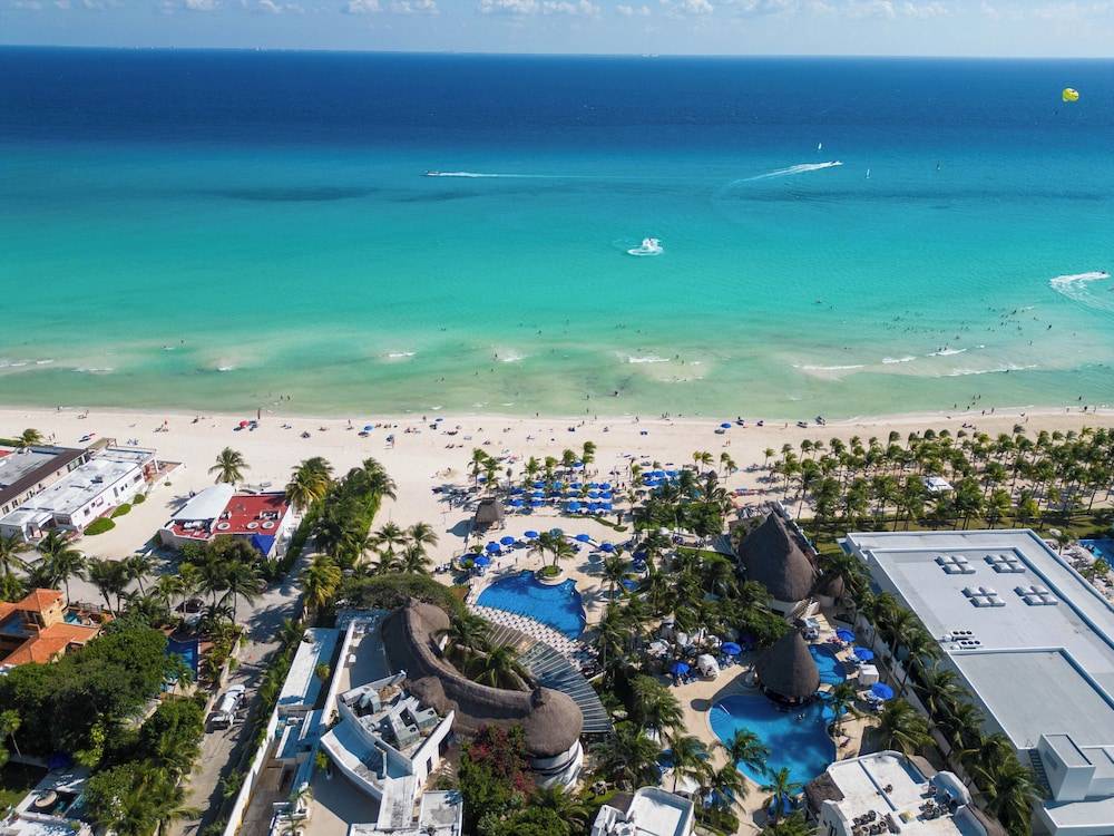 The Reef Playacar Beach Resort & Spa-Optional All Inclusive 1