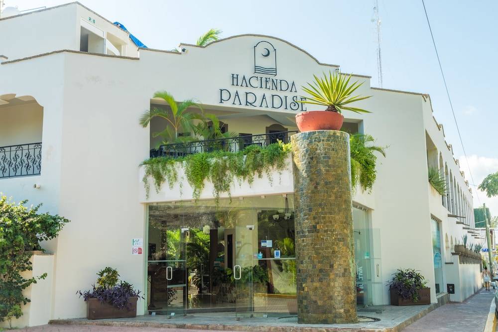 Hacienda Paradise Hotel 1