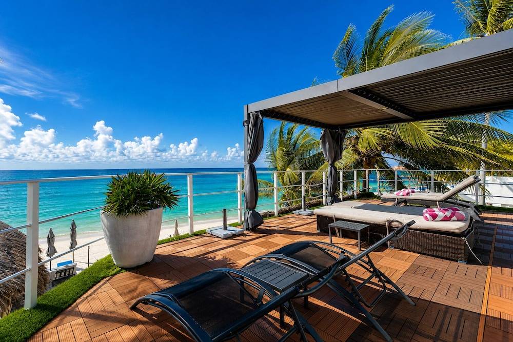 Luciana Hotel & Beach Club 1