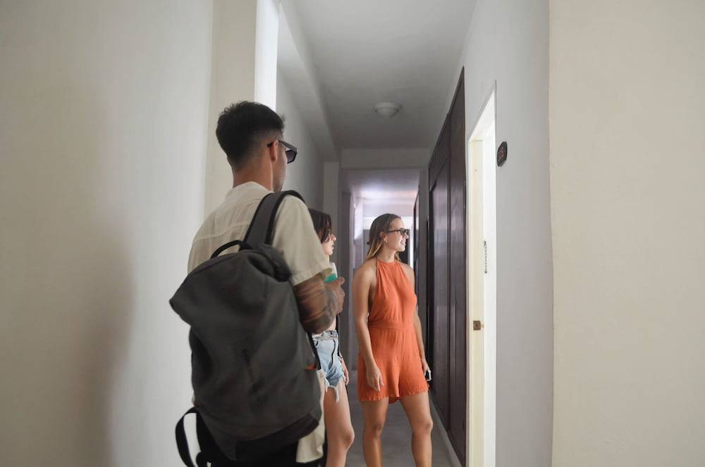 Siesta Fiesta Hotel - 5th Avenue 2