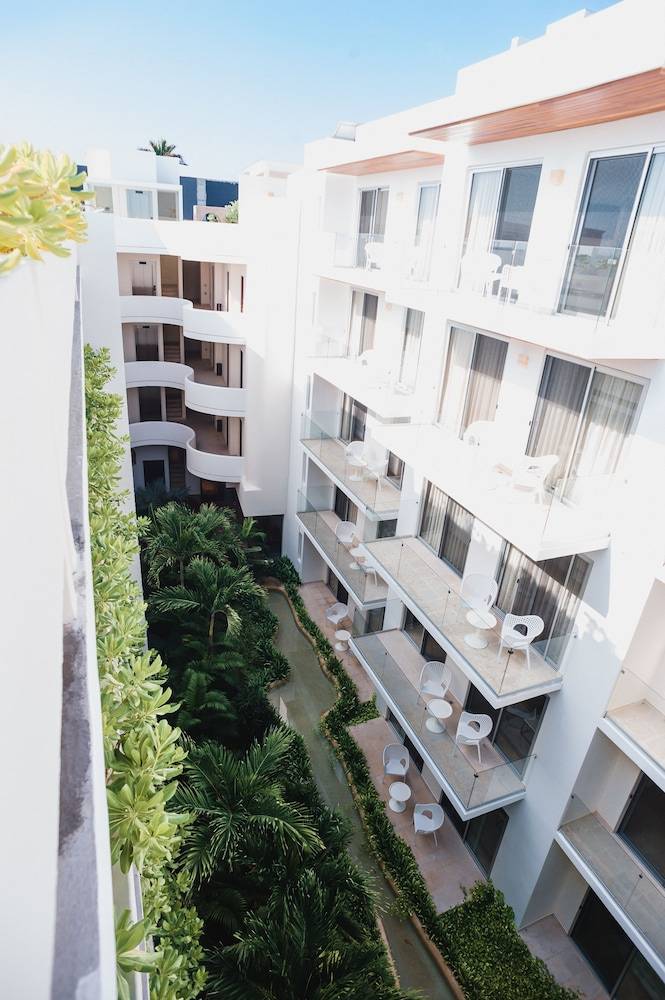 Antera Hotel & Residences 1