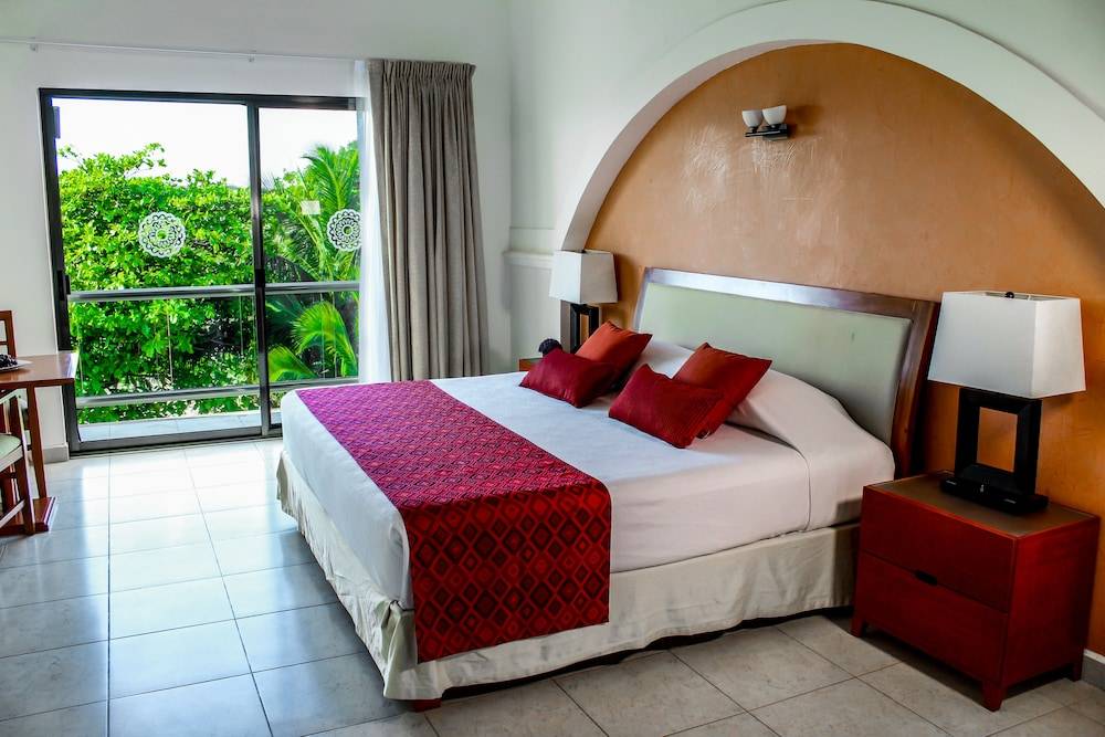 Casa Melissa - Near Yucatek Divers 1