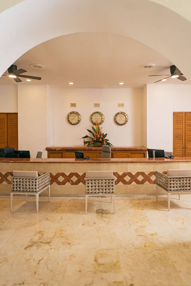 SUNSET FISHERMEN BEACH & SPA RESORT-Optional All Inclusive- 3 UNITS CHOICE-ROOM - 344A Ocean view with terrace- ROOM 344B No terrace, View from window to park - STUDIO 344C Ocean View Studio for 2- Pl 2