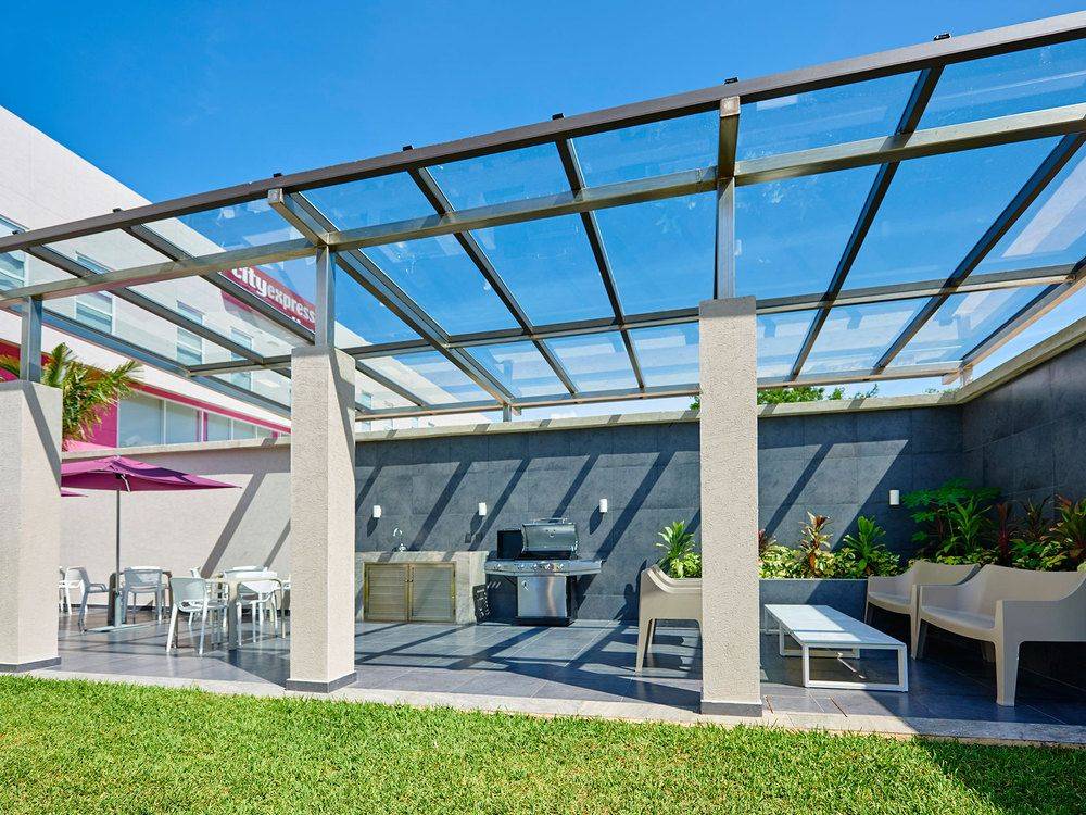 City Express Suites Playa del Carmen 1