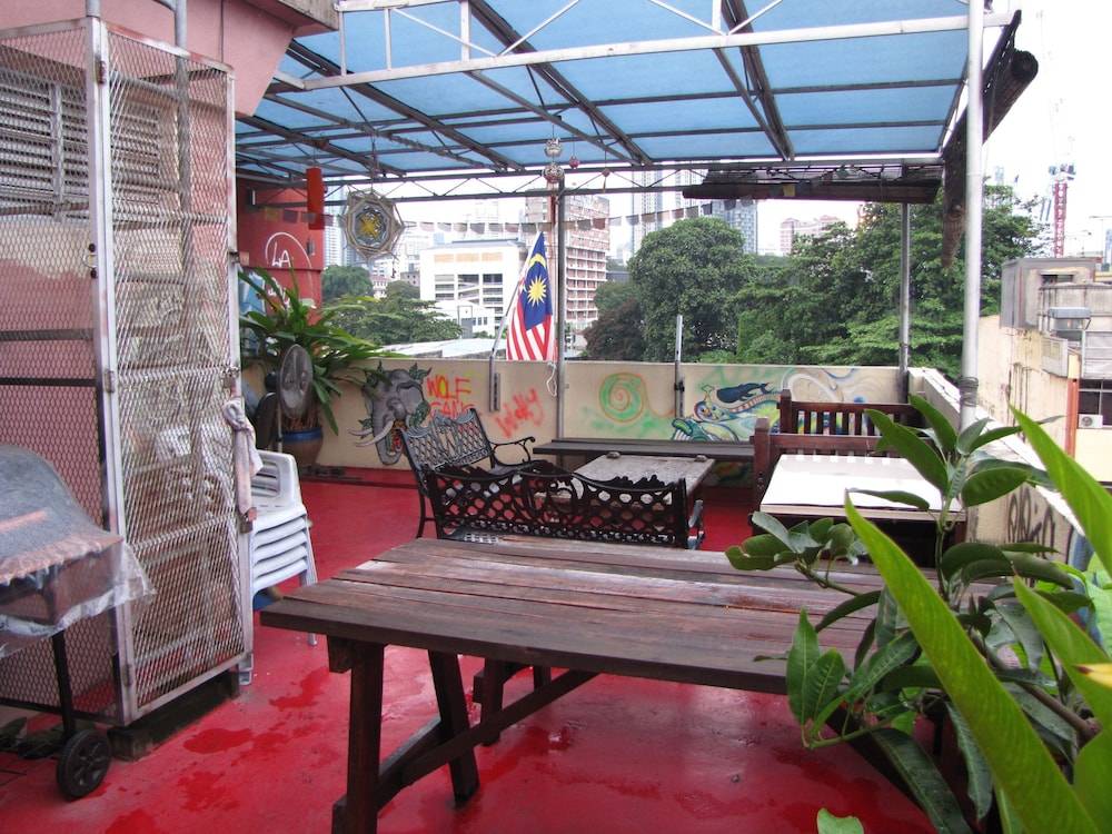 Oasis Guest House 1