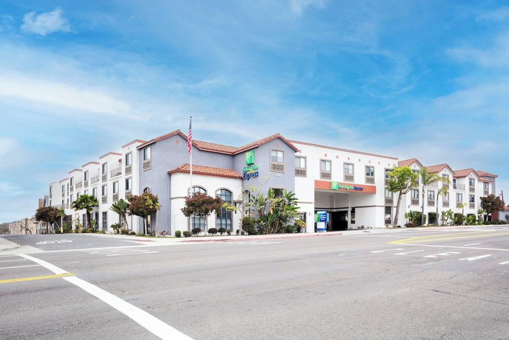 Holiday Inn Express & Suites HERMOSA BEACH by IHG 1