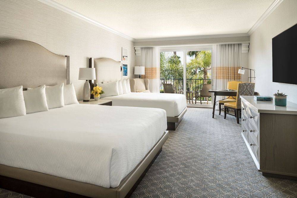 Hyatt Regency Huntington Beach Resort and Spa 2