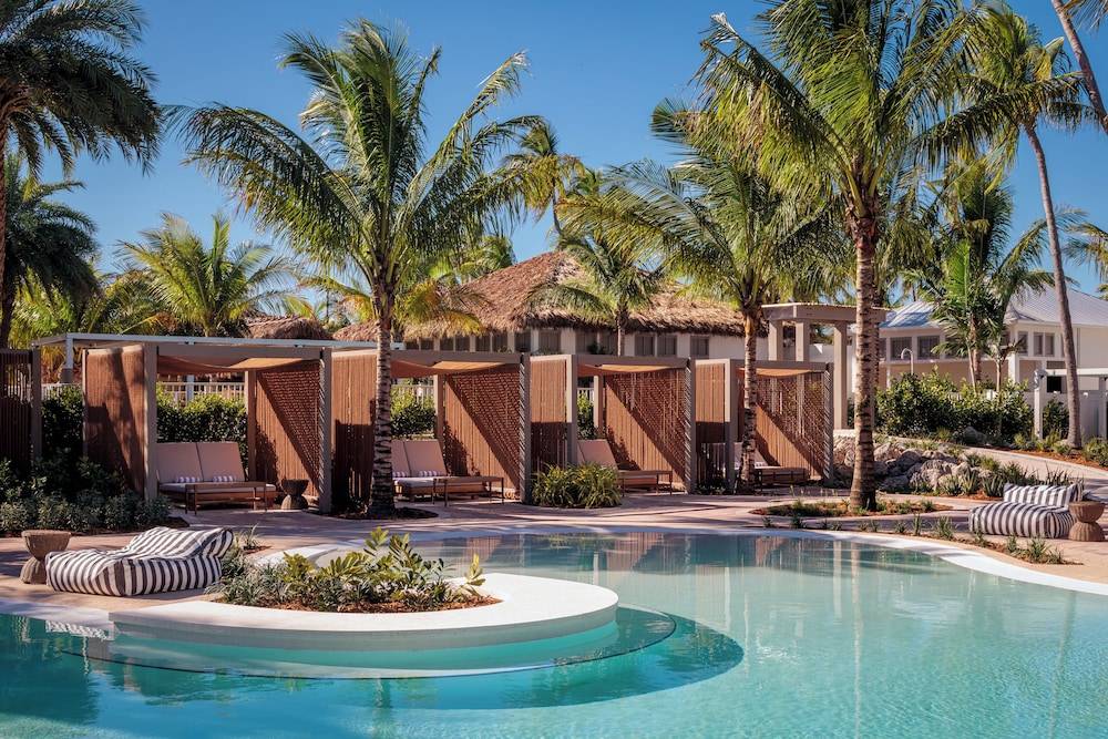 Islander Resort 1