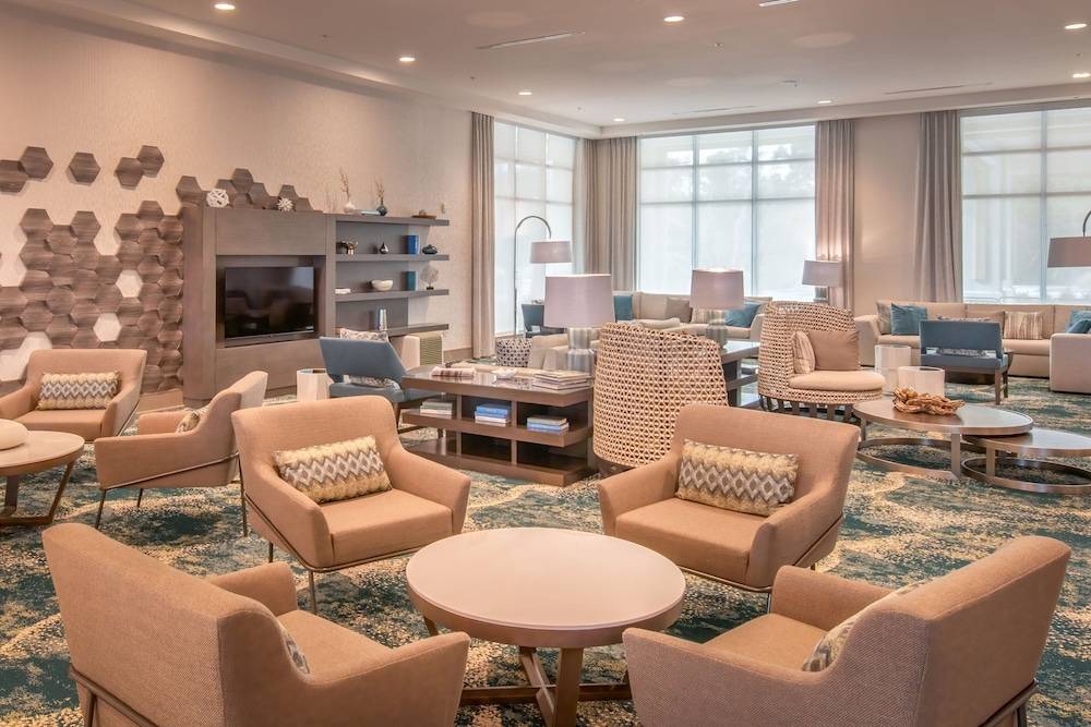 Courtyard by Marriott Jekyll Island 2