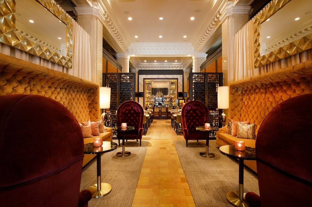 Ambassador Hotel Kansas City, Autograph Collection 1