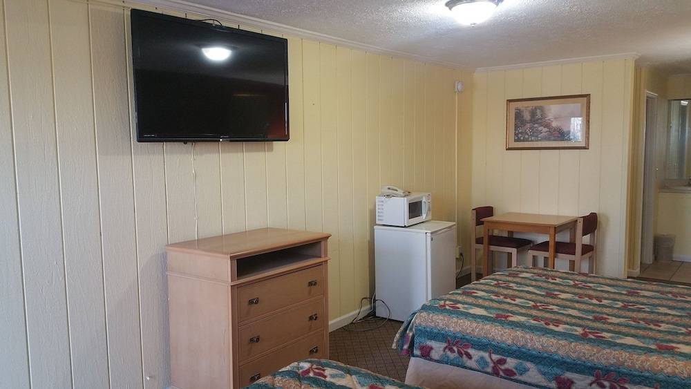 Rodeway Inn Kansas City Downtown Area 2