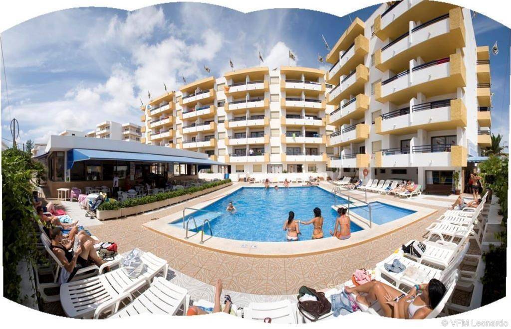 White Apartments - Adults Only 1