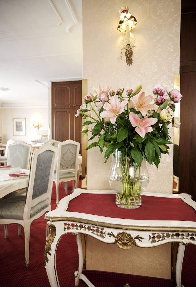 Hotel Pension Suzanne 2
