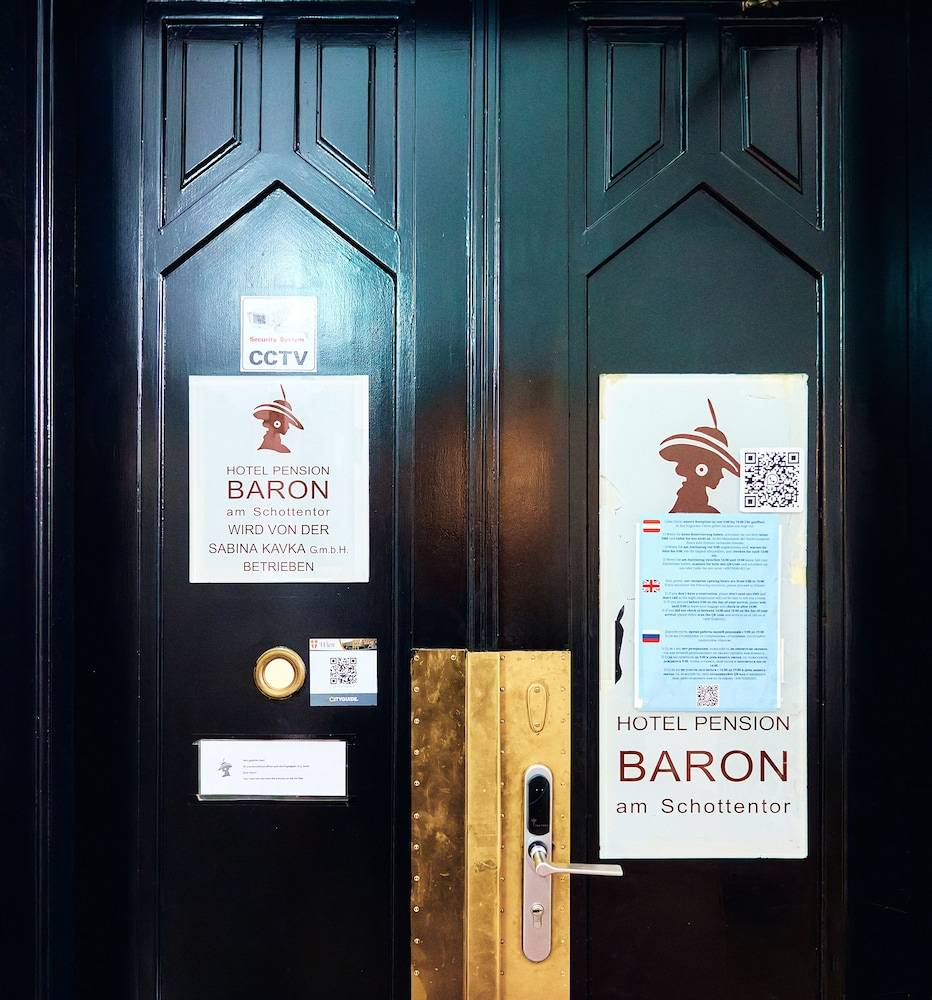 Hotel Pension Baron am Schottentor 2