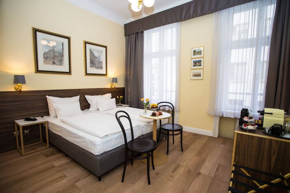 City Pension Stephansplatz I Self Check In I AC in all rooms 2
