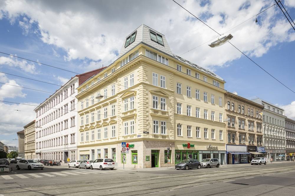 Vienna Grand Apartments City 1