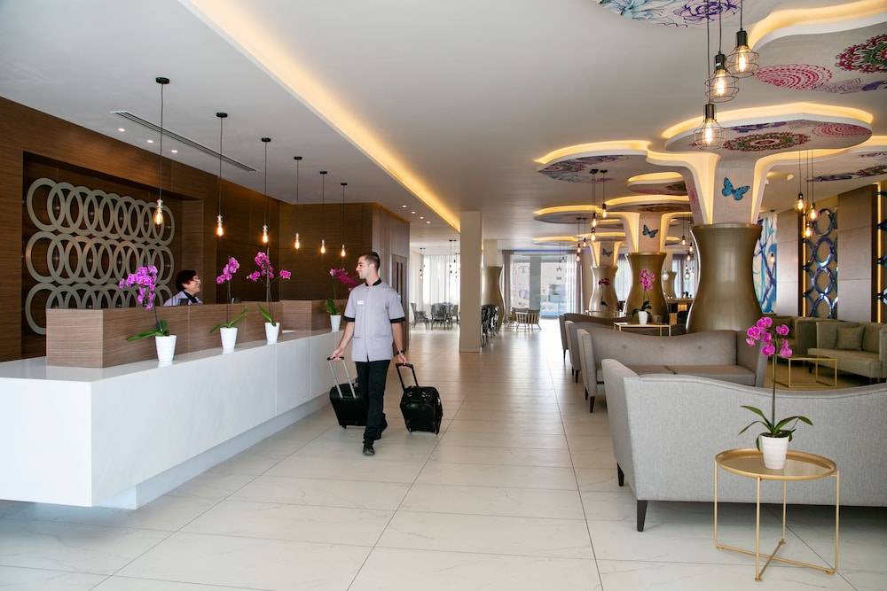 Vangelis Hotel & Suites 2