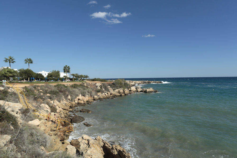 Calypso - Coralli Beachfront Apartment 1