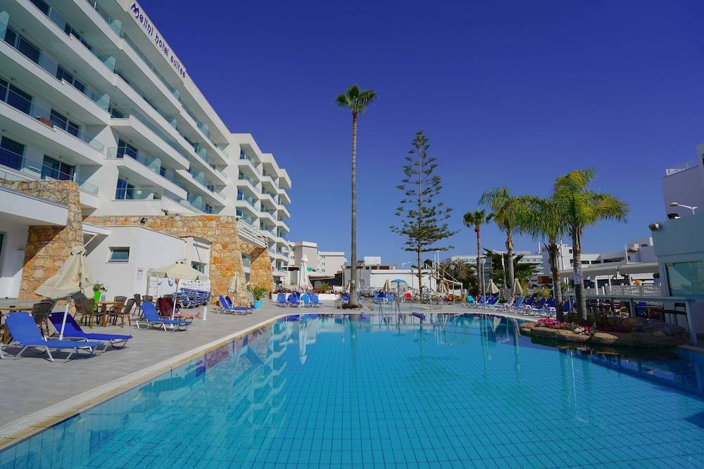 Melini Hotel Suites 1
