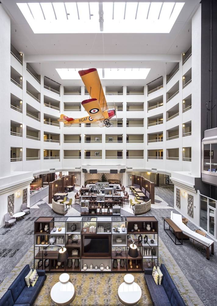 Holiday Inn MONTREAL-LONGUEUIL by IHG 1